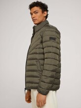 Gesteppte Lightweight Jacke mit recyceltem Polyamid - Männer - Woodland Green Gesteppte Lightweight Jacke mit recyceltem Polyamid - Männer - Woodland Green - 5 - TOM TAILOR Denim