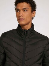 Lightweight quilted jacket with recycled polyamide - Men - Black Lightweight quilted jacket with recycled polyamide - Men - Black - 9 - TOM TAILOR Denim