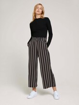 Pleated culotte trousers - Women - black beige vertical stripe Pleated culotte trousers - Women - black beige vertical stripe - 3 - TOM TAILOR Denim