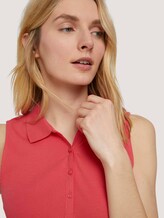 Ärmelloses Poloshirt mit Bio-Baumwolle - Frauen - flamingo flower Ärmelloses Poloshirt mit Bio-Baumwolle - Frauen - flamingo flower - 9 - TOM TAILOR
