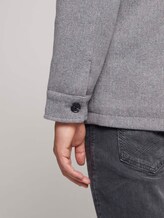 Regular fit shirt jacket with chest pockets - Men - cosy grey melange Regular fit shirt jacket with chest pockets - Men - cosy grey melange - 9 - TOM TAILOR Denim