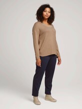 Curvy - Weiches Langarmshirt mit V-Ausschnitt - Frauen - soft camel melange Curvy - Weiches Langarmshirt mit V-Ausschnitt - Frauen - soft camel melange - 3 - My True Me
