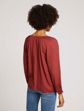 Geraffte Bluse mit LENZING™ ECOVERO™ - Frauen - dark maroon red Geraffte Bluse mit LENZING™ ECOVERO™ - Frauen - dark maroon red - 2 - TOM TAILOR