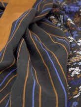 Gedessineerde ronde sjaal gemaakt van gerecycled polyester - Vrouwen - flower stripe patchwork print Gedessineerde ronde sjaal gemaakt van gerecycled polyester - Vrouwen - flower stripe patchwork print - 9 - TOM TAILOR Denim