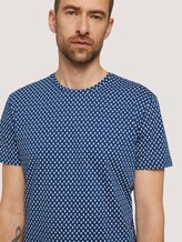 patterned t-shirt made of organic cotton - Men - dark blue small leaf design patterned t-shirt made of organic cotton - Men - dark blue small leaf design - 9 - TOM TAILOR