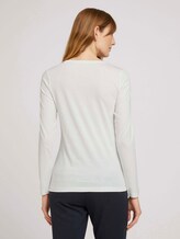 Logo print long-sleeved shirt with organic cotton - Women - Whisper White Logo print long-sleeved shirt with organic cotton - Women - Whisper White - 2 - TOM TAILOR