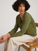 Gemustertes Blusenshirt mit TENCEL™ Modal - Frauen - green shades floral design Gemustertes Blusenshirt mit TENCEL™ Modal - Frauen - green shades floral design - 5 - TOM TAILOR