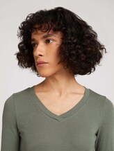 Langarmshirt mit V-Ausschnitt - Frauen - dusty mid olive Langarmshirt mit V-Ausschnitt - Frauen - dusty mid olive - 9 - TOM TAILOR