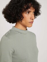 Gestreiftes Rollkragenshirt - Frauen - green stripe Gestreiftes Rollkragenshirt - Frauen - green stripe - 9 - TOM TAILOR