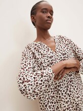 Gemusterte Henleybluse - Frauen - beige small dot design Gemusterte Henleybluse - Frauen - beige small dot design - 3 - TOM TAILOR