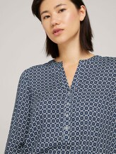 Patterned blouse with TENCEL ™ modal - Women - blue geometrical design Patterned blouse with TENCEL ™ modal - Women - blue geometrical design - 9 - TOM TAILOR