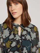 Gemusterte Bluse mit recyceltem Polyester - Frauen - green large floral design Gemusterte Bluse mit recyceltem Polyester - Frauen - green large floral design - 9 - TOM TAILOR
