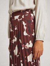 Midi pleated skirt with a pattern - Women - organic abstract print Midi pleated skirt with a pattern - Women - organic abstract print - 9 - Mine to five