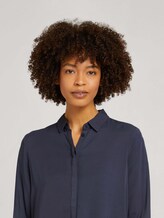 Long blouse with concealed button tab - Women - dark graphite blue Long blouse with concealed button tab - Women - dark graphite blue - 9 - Mine to five
