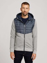 Sweatjacke mit Kapuze mit Steppeinsatz - Männer - Sky Captain Blue Sweatjacke mit Kapuze mit Steppeinsatz - Männer - Sky Captain Blue - 1 - TOM TAILOR
