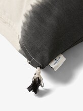 Zweifarbige Kissenhülle mit Quasten - unisex - black-white Zweifarbige Kissenhülle mit Quasten - unisex - black-white - 9 - TOM TAILOR