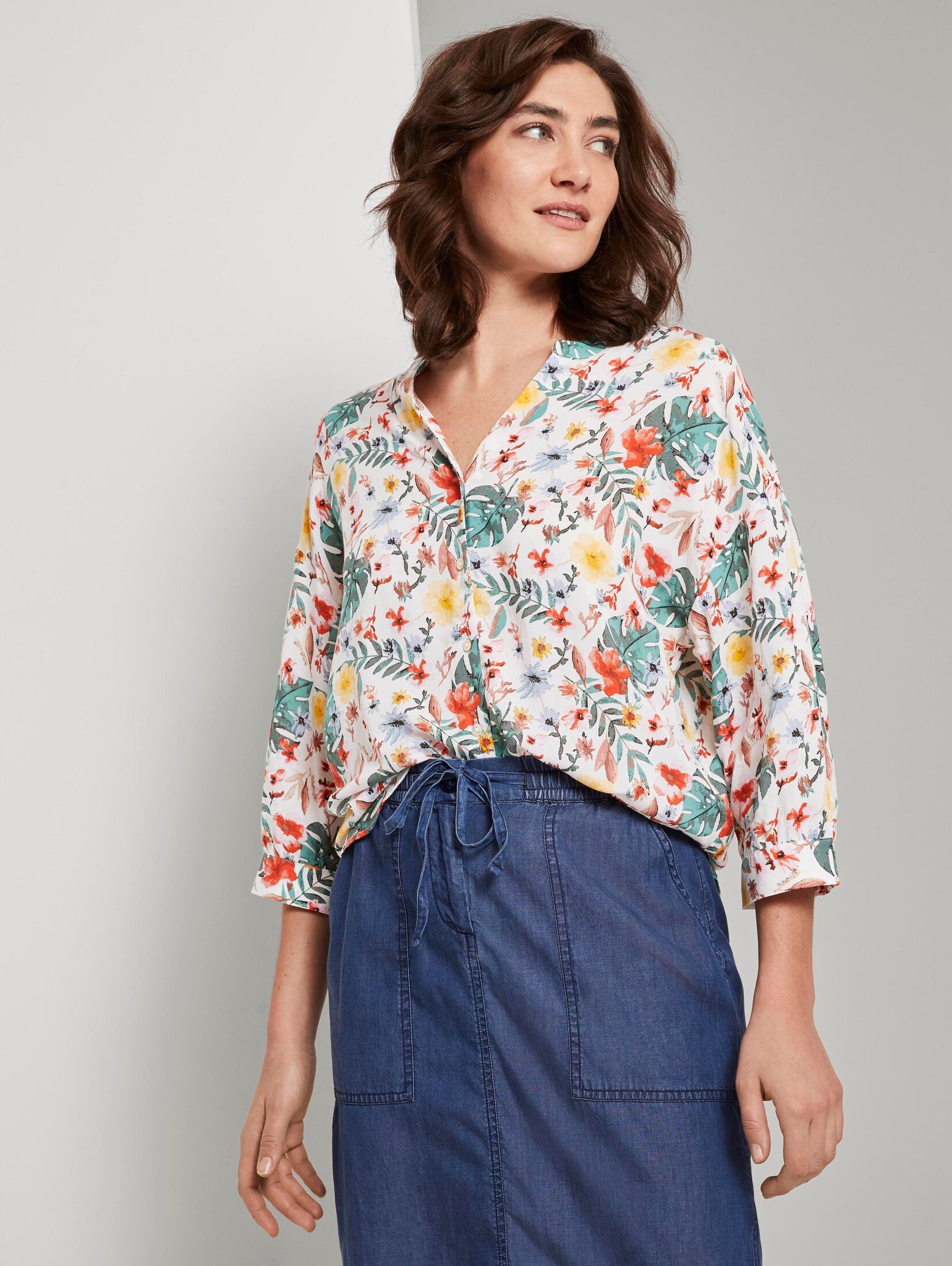 Gemusterte Bluse im Loose Fit (weiß) - von TOM TAILOR