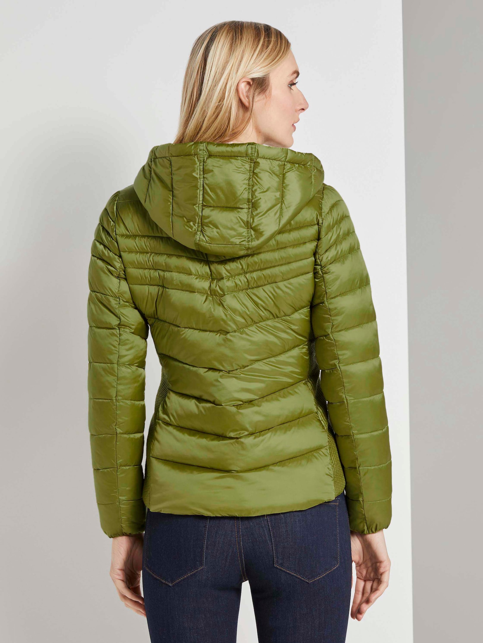 Steppjacke Mit Kapuze