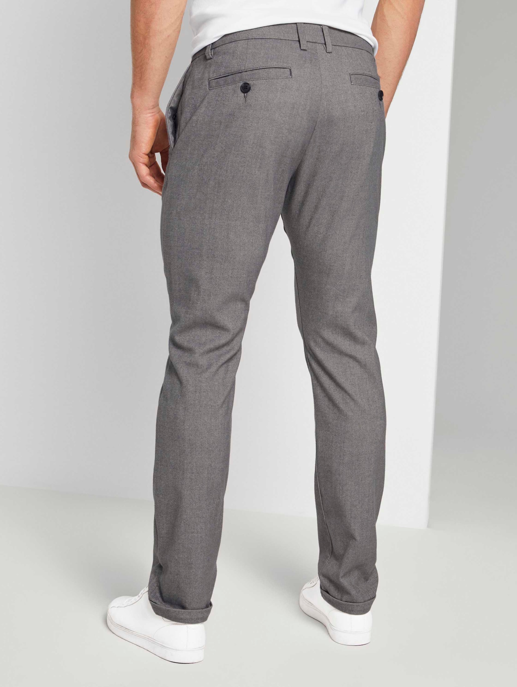 Fein strukturierte Chino Hose (grau) - von TOM TAILOR