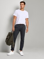 Travis Regular Chino mit Gürtel - Männer - Outer Space Blue Travis Regular Chino mit Gürtel - Männer - Outer Space Blue - 3 - TOM TAILOR