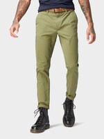 Chino Hose mit Gürtel - Männer - Cedar Green Chino Hose mit Gürtel - Männer - Cedar Green - 1 - TOM TAILOR Denim