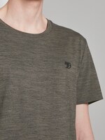 Textured T-shirt - Men - olive new space dye Textured T-shirt - Men - olive new space dye - 9 - TOM TAILOR Denim