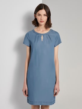 denim dress over t shirt