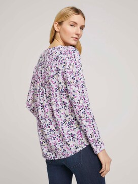 Patterned blouse with a V-neckline - 2 - TOM TAILOR