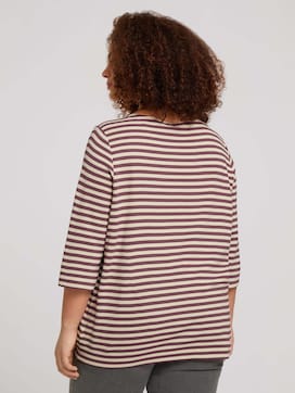 Plus - a striped ottoman sweatshirt - 2 - My True Me