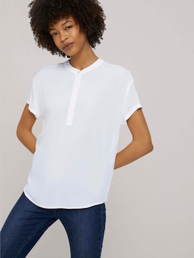 Blouse shirt with a short stand-up collar - 5 - Mine to five