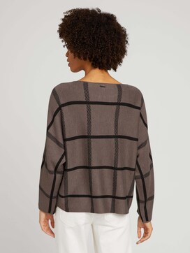Checked jumper with batwing sleeves - 2 - Mine to five