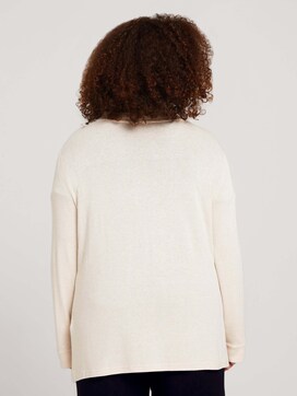 Plus - a short cardigan with a fine rib texture - 2 - My True Me