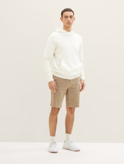 Chino shorts by Tailor Tom
