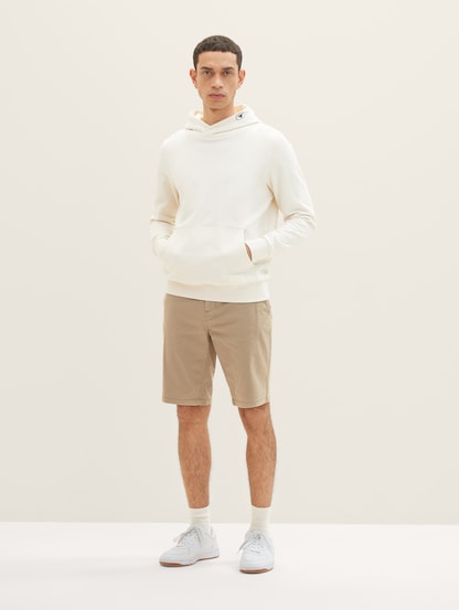 Chino shorts by Tailor Tom
