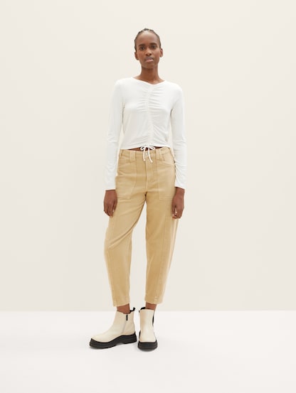 Pantalon beige online mom