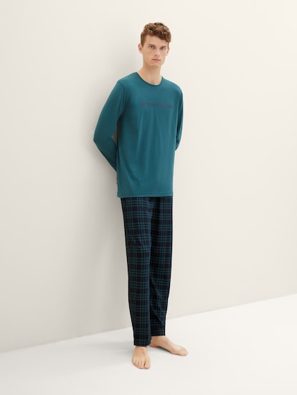 Pyjamas in a by Tom pattern checked Tailor