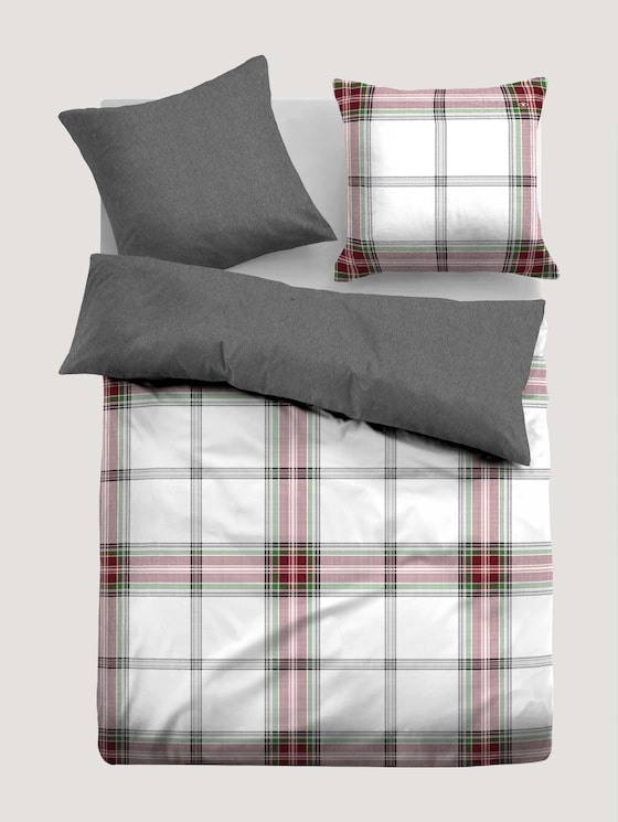 Checkered satin bed linen