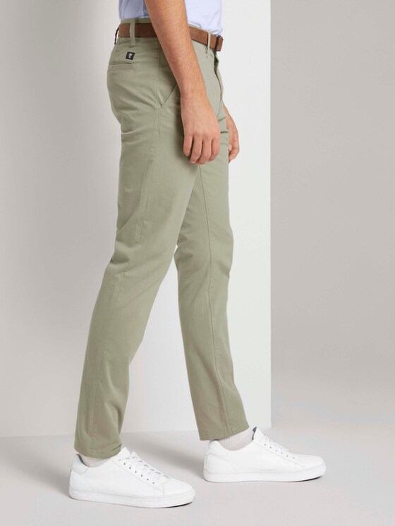 Chino Hose mit Gürtel - Männer - Greyish Shadow Olive Chino Hose mit Gürtel - Männer - Greyish Shadow Olive - 11 - TOM TAILOR Denim