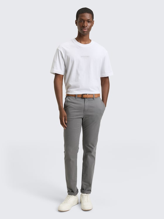 Slim fit chinos with belt by Denim Male, Castlerock Grey