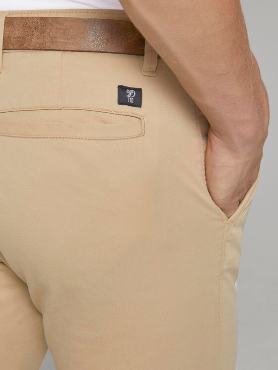 Chino trousers with belt - Men - Smoked Beige Chino trousers with belt - Men - Smoked Beige - 10 - TOM TAILOR Denim