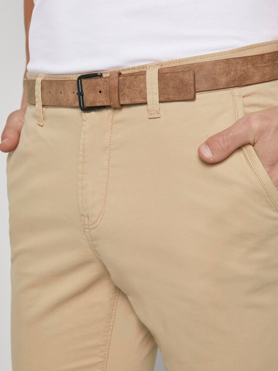 Chino trousers with belt - Men - Smoked Beige Chino trousers with belt - Men - Smoked Beige - 9 - TOM TAILOR Denim