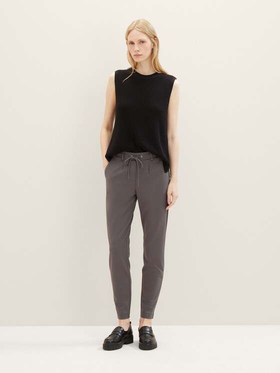 Casual material trousers