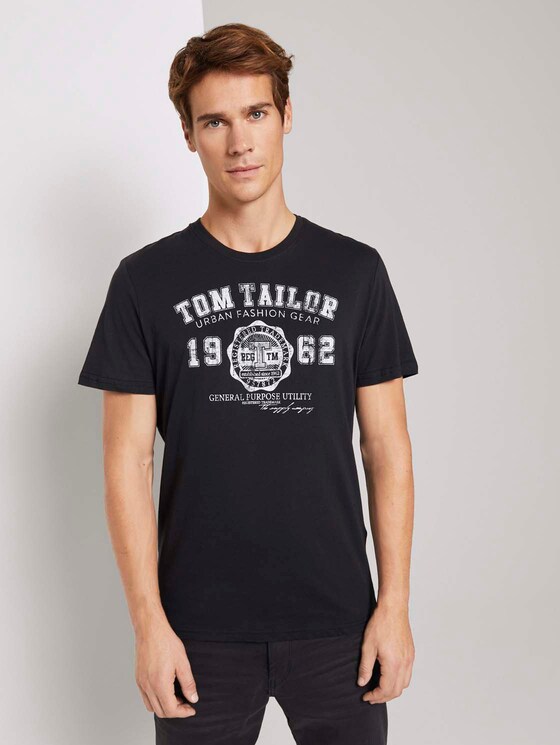 T-Shirt mit Logo-Print - Männer - Almost Black T-Shirt mit Logo-Print - Männer - Almost Black - 1 - TOM TAILOR