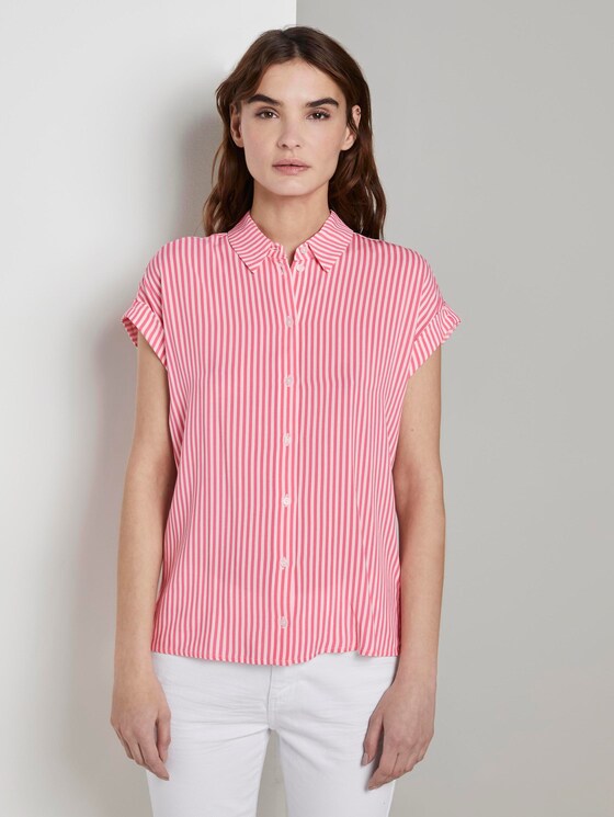 Kurzärmlige Bluse mit Kent-Kragen - Frauen - pink offwhite stripes Kurzärmlige Bluse mit Kent-Kragen - Frauen - pink offwhite stripes - 1 - TOM TAILOR