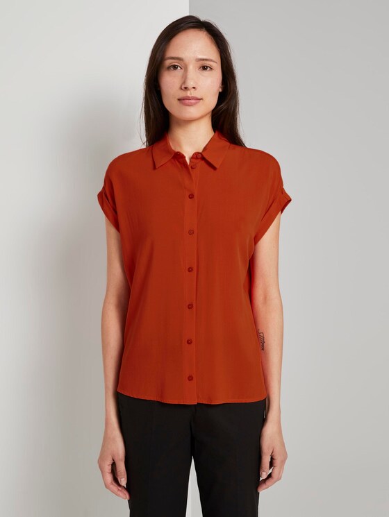 Kurzärmlige Bluse mit Kent-Kragen - Frauen - strong flame orange Kurzärmlige Bluse mit Kent-Kragen - Frauen - strong flame orange - 1 - TOM TAILOR