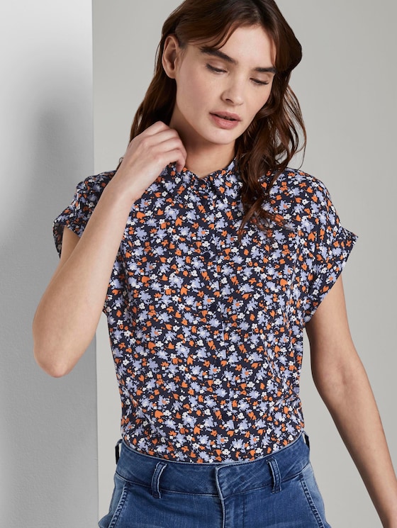 Kurzärmlige Bluse mit Kent-Kragen - Frauen - navy floral design Kurzärmlige Bluse mit Kent-Kragen - Frauen - navy floral design - 5 - TOM TAILOR