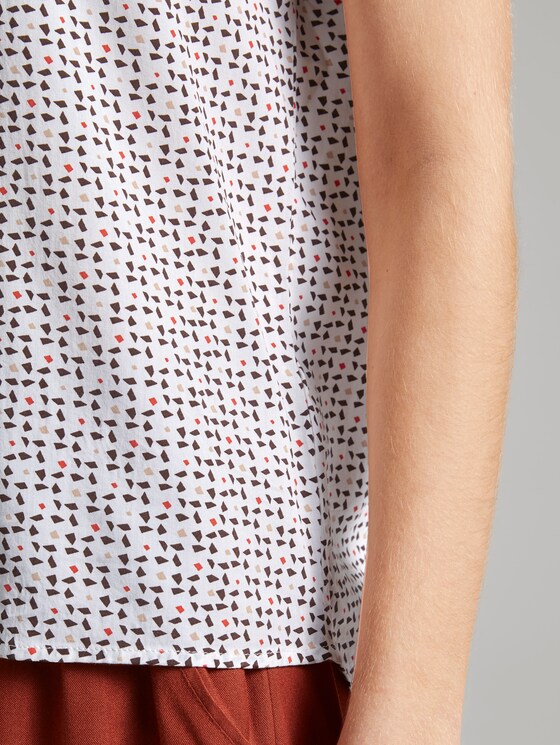 Kurzärmlige Bluse mit Kent-Kragen - Frauen - white geometric design Kurzärmlige Bluse mit Kent-Kragen - Frauen - white geometric design - 10 - TOM TAILOR