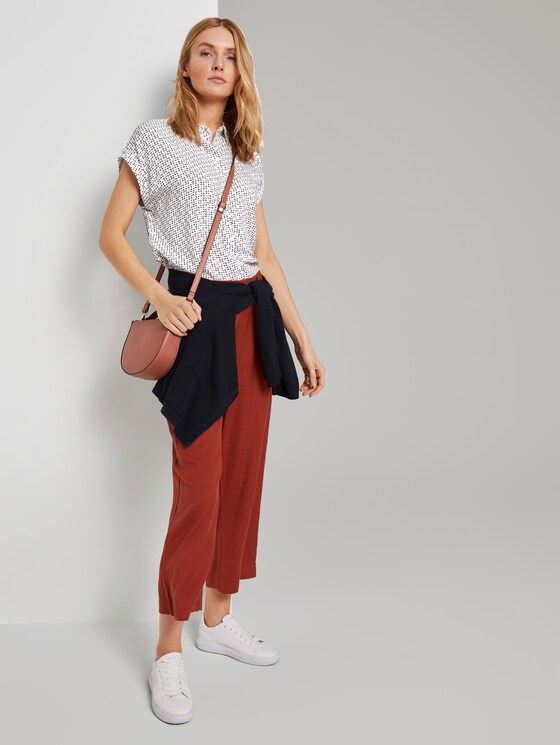 Kurzärmlige Bluse mit Kent-Kragen - Frauen - white geometric design Kurzärmlige Bluse mit Kent-Kragen - Frauen - white geometric design - 3 - TOM TAILOR
