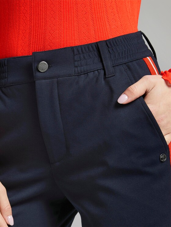 Jogging bottoms with satin stripes - Women - Real Navy Blue Jogging bottoms with satin stripes - Women - Real Navy Blue - 9 - TOM TAILOR Denim