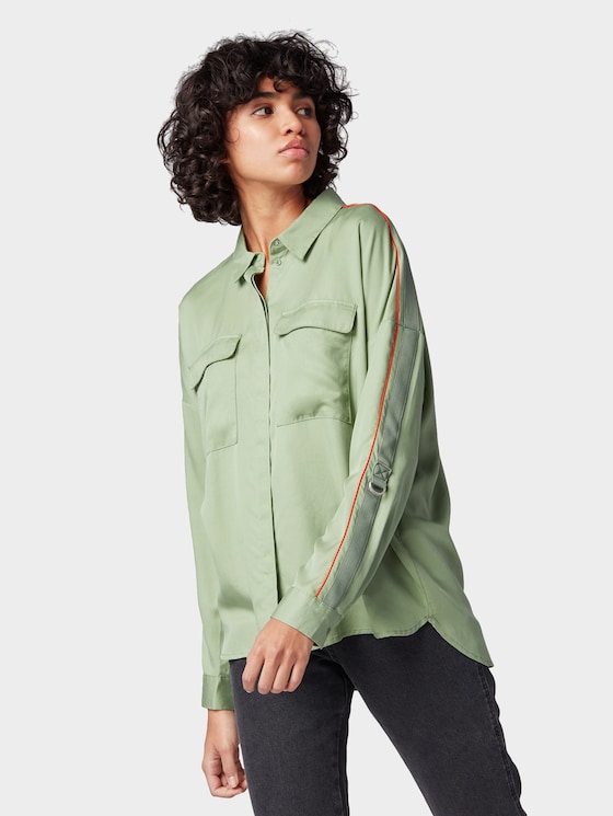 womens mint green blouse